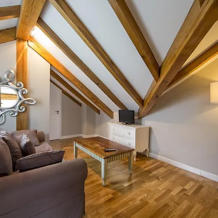 아파트 Inicia Cruceiro Do Galo